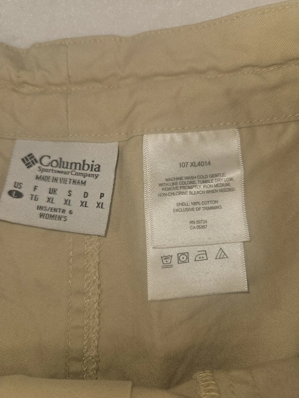 Columbia Women's Beige Khaki Outdoor Shorts 100% Cotton Size Large